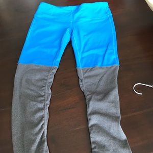 Reposh M Perfect Alo Leggings